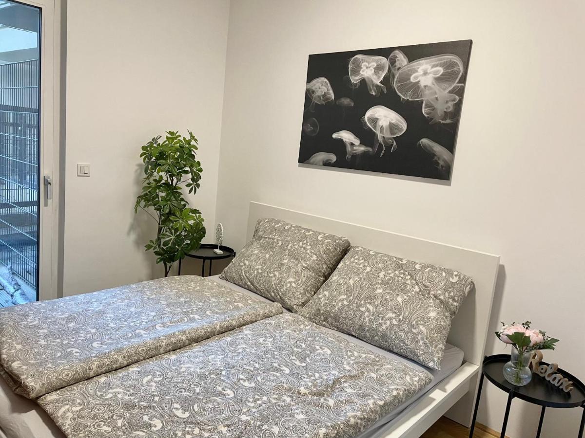 Premium Apartment With Terrace, A/C, Free Wifi And Netflix Wien Eksteriør billede